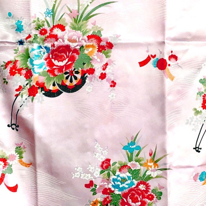 Kimono japonais Hanaguruma rose polyester fille taille L "Made in Japan"