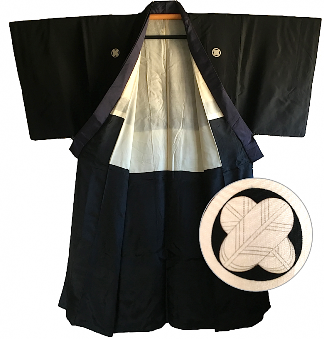 Antique kimono traditionnel japonais soie noire Maruni TakanoHane Montsuki homme  