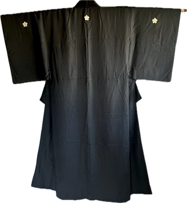 Antique kimono japonais traditionnel homme soie noire Ume Montsuki 