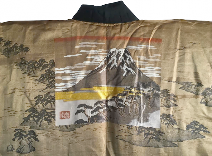 Luxe Antique Kimono Haori soie noire Sagarifuji Montsuki FujiSan Matsu