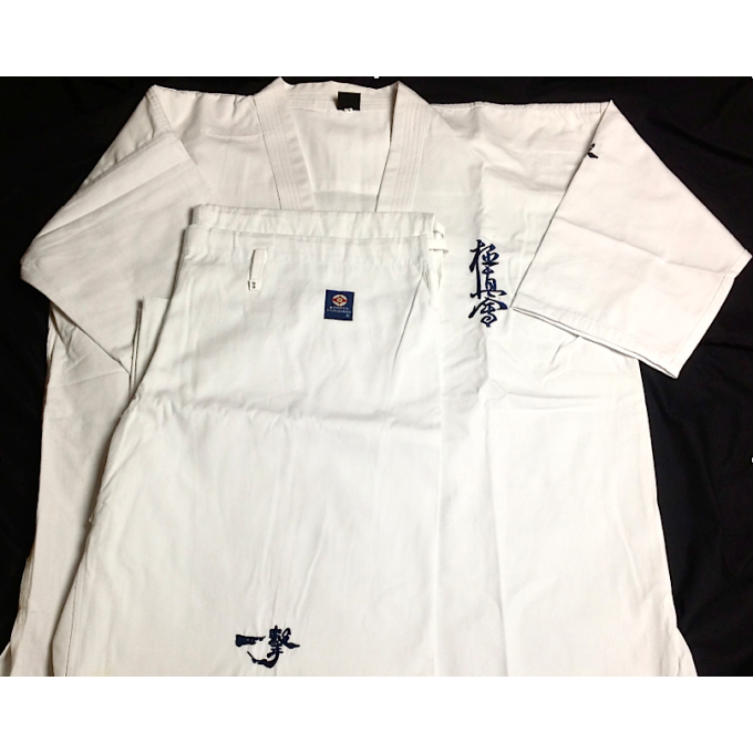 Kimono Karate Kokyushinkai Ichigeki K-100 Taille 2