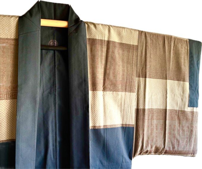 Haori Homme Antique en Soie Noire - Kenkatabami Montsuki - Kanbun Design