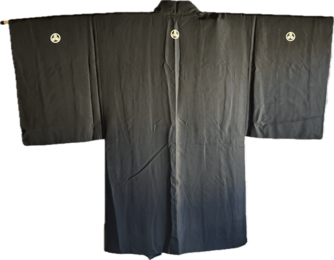 Haori japonais antique homme soie noire Mitsukashiwa Montsuki - La chasse 