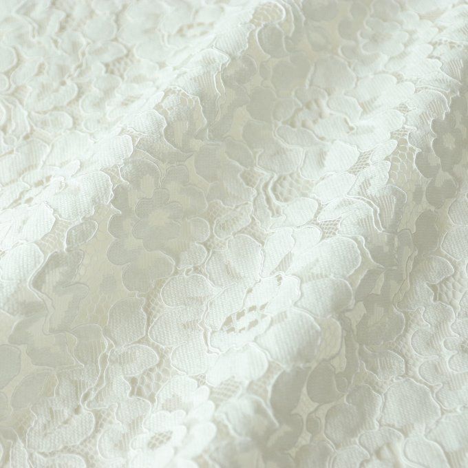 Haori Japonais Deluxe Femme – Dentelle Florale Classique – Made in Japan