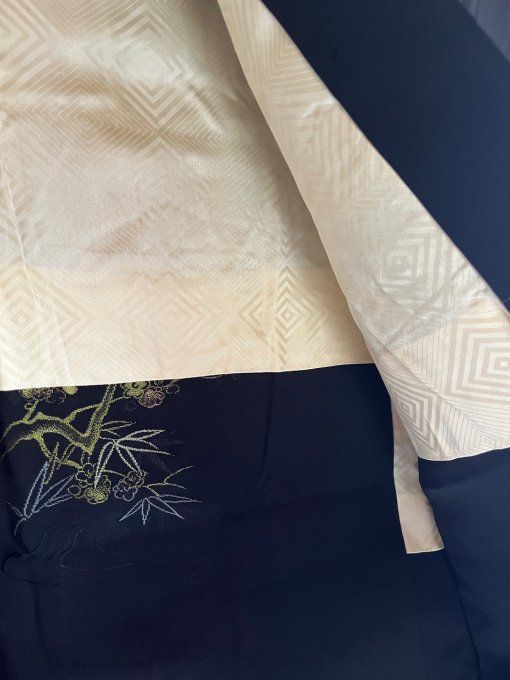 Haori japonais femme soie noire Agehacho Montsuki Shochikubai