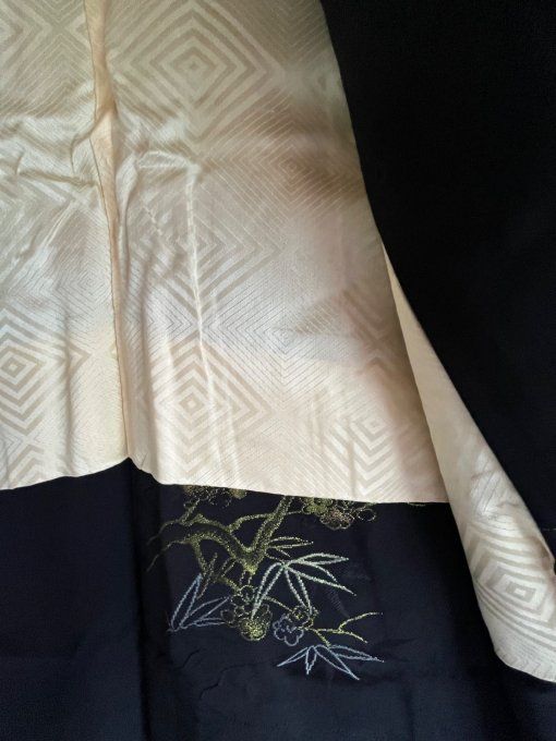 Haori japonais femme soie noire Agehacho Montsuki Shochikubai