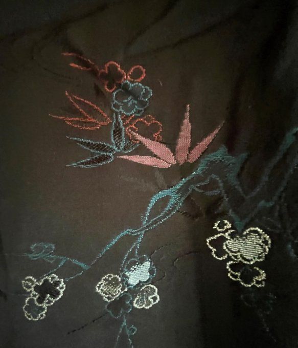 Haori japonais femme soie noire Agehacho Montsuki Shochikubai