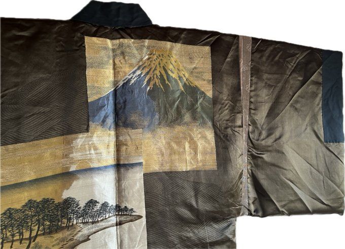 Haori Japonais Homme en Soie Noire Kiri Montsuki - Vue du Mont Fuji