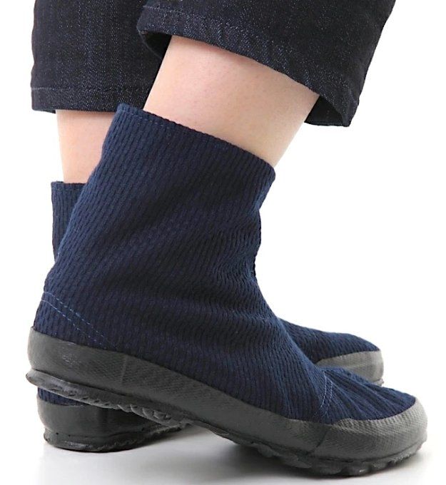 Jikatabi Sashiko Wamon Bleu Marine – 3 Kohaze – Made in Japan