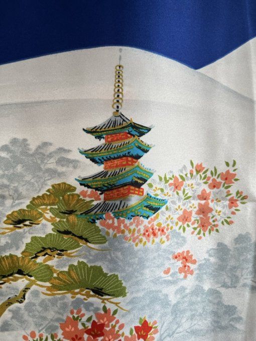 Kimono japonais femme Maiko Kyoto polyester bleu marine  56inch "Made in Japan" 