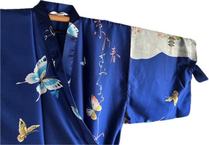 Kimono japonais femme Maiko Kyoto polyester bleu marine  56inch "Made in Japan" 