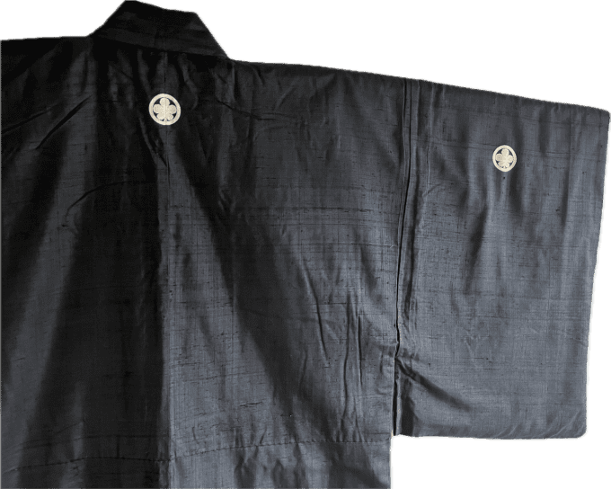 Kimono japonais traditionnel homme -Soie noire Tsumugi - Kajinoha Montsuki