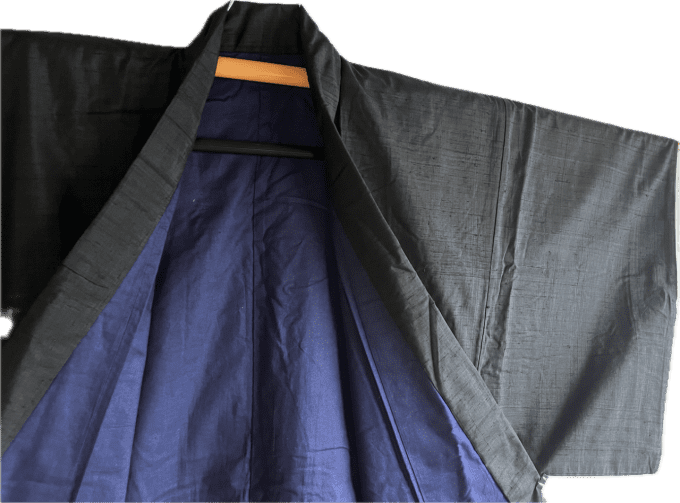 Kimono japonais traditionnel homme -Soie noire Tsumugi - Kajinoha Montsuki
