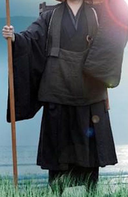 Koromo noir traditionnel en soie – Robe de moine bouddhiste | Kyoto Kawabata Hōzaiten