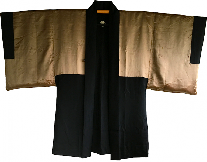 Luxe antique haori samourai soie noire Kamon Takanohane Clan Chushingura homme "Made in Japan" 