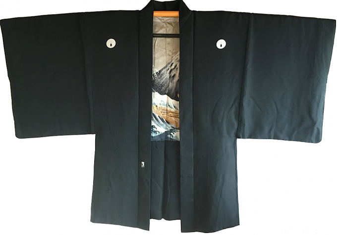 Luxe Antique Haori soie noire DakiMyoga Montsuki Fuji San Vague japonaise Nami Hokusai  homme 
