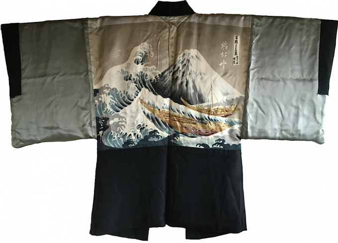 Luxe Antique Haori soie noire DakiMyoga Montsuki Fuji San Vague japonaise Nami Hokusai  homme 