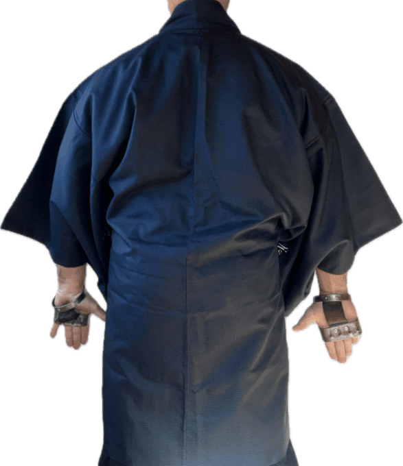 Haori Japonais Traditionnel en Soie Ōshima – Kabuto du Samouraï Kato Kiyomasa