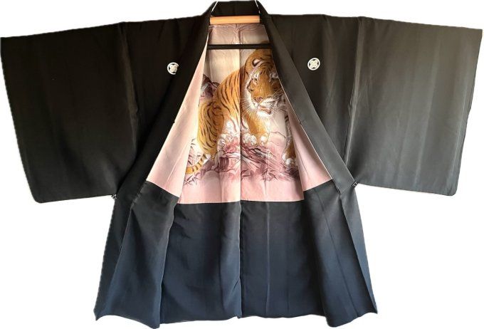 Antique haori homme - soie noire - TakanoHane Montsuki - Tigre Majestueux