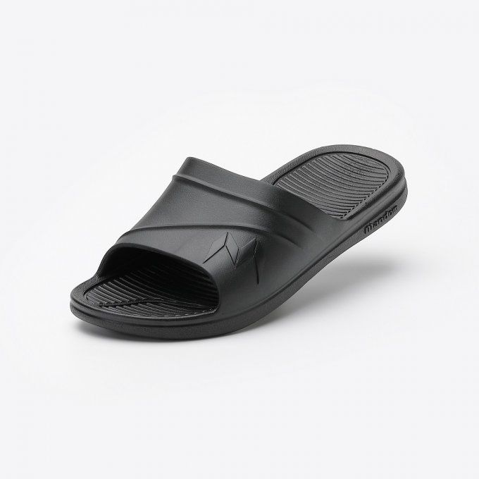 Tong Sandale Chaussure japonaise de plage & piscine noir Mandom Marugo   