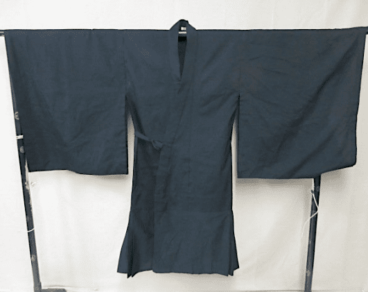 Koromo noir traditionnel en soie – Robe de moine bouddhiste | Kyoto Kawabata Hōzaiten
