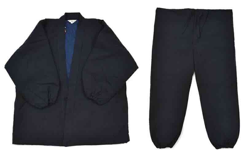 « Restez au chaud, méditez profondément et accueillez la quiétude de l’hiver. »